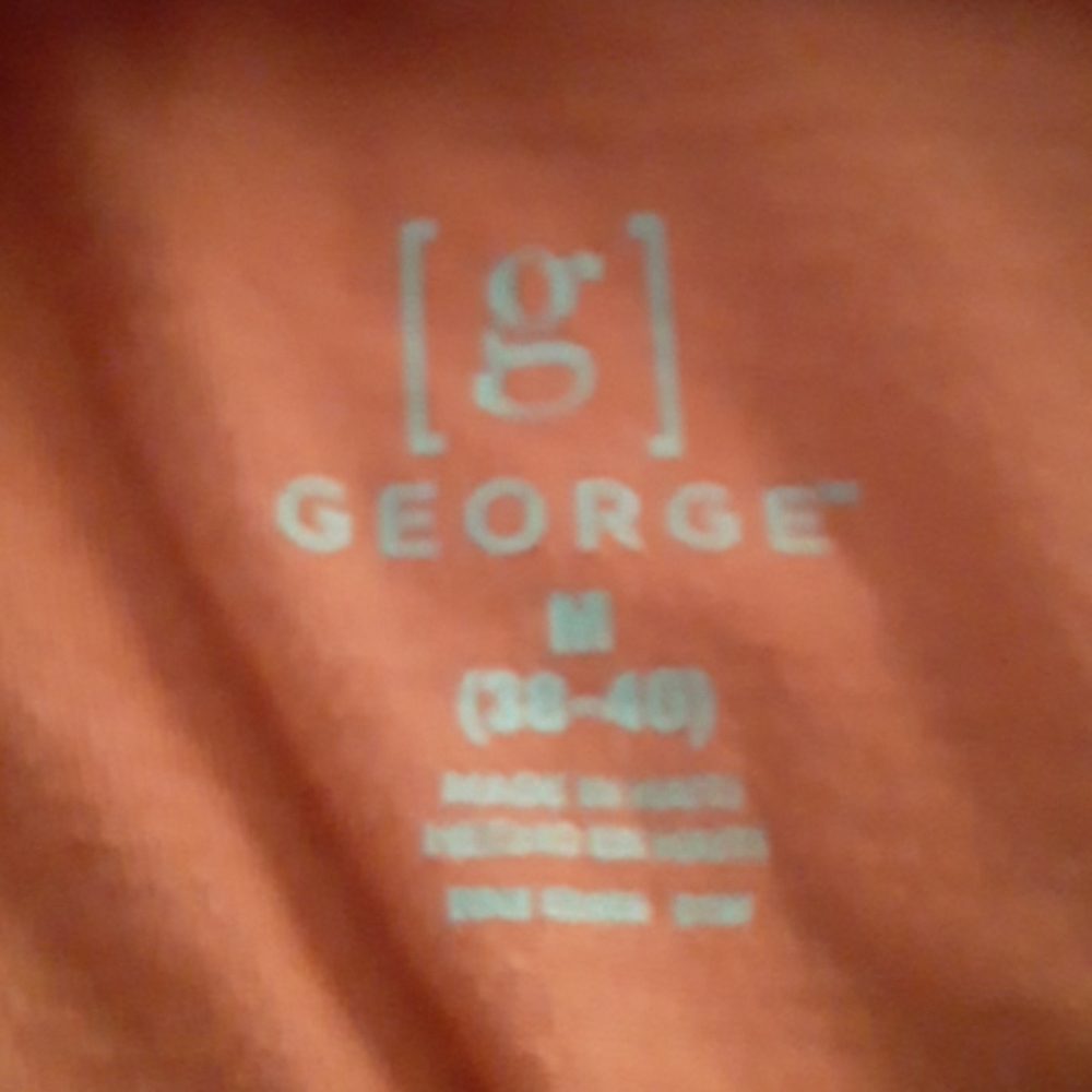 George Tee - Picture 3 of 4